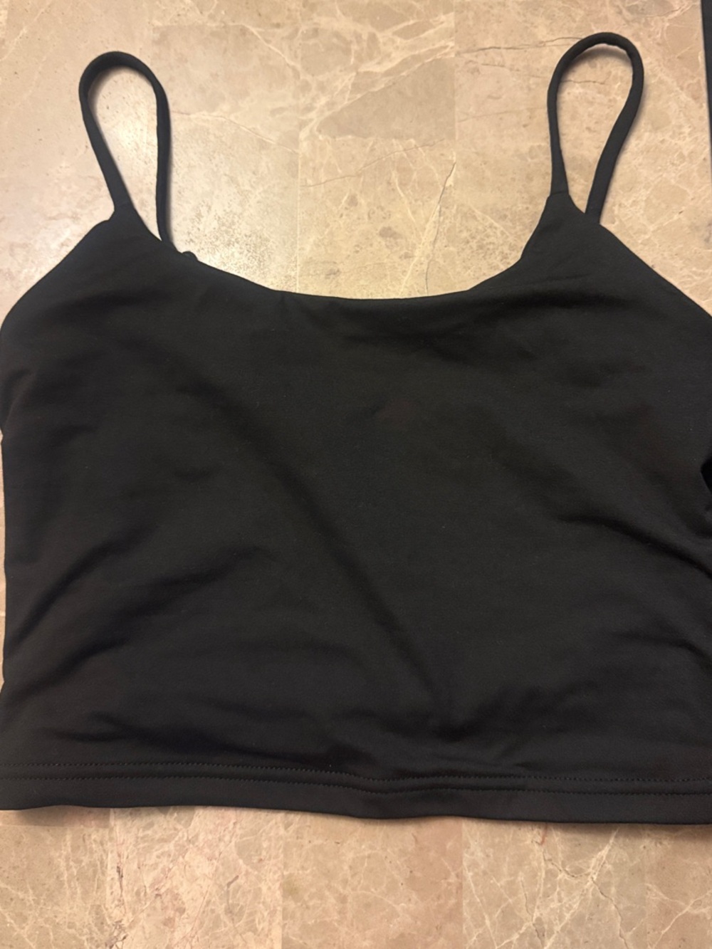 ReoRia Black Cropped Spaghetti Strap Tank Top